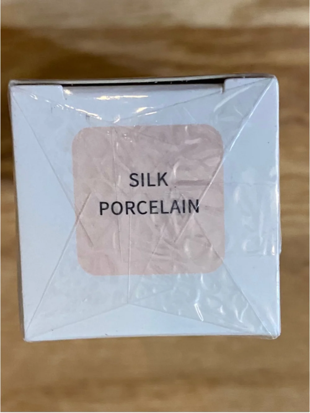 Women's HOLLYLINKA Color Changing Liquid Foundation Silk Porcelain New